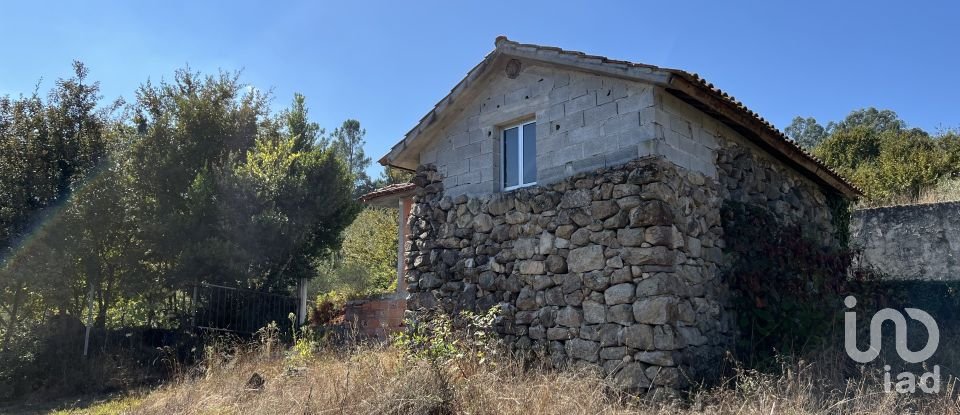 Ferme T3 à Fataunços e Figueiredo das Donas de 155 m²