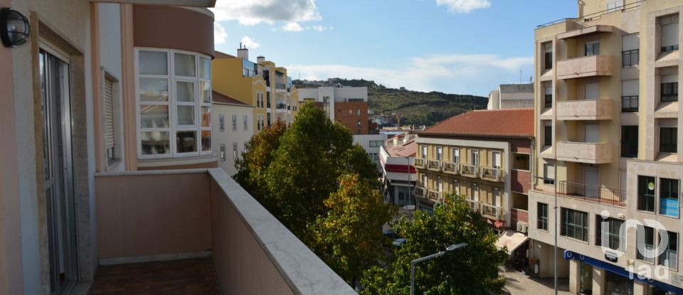 Apartment T4 in Santa Maria, São Pedro E Matacães of 136 m²