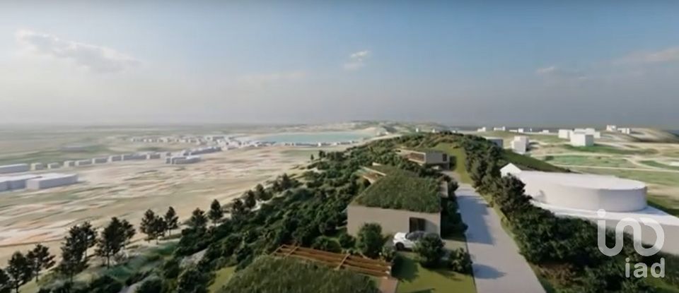 Land in São Martinho do Porto of 9,365 m²