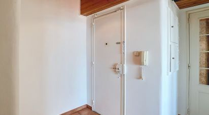 Apartamento T3 em Mina de Água de 87 m²