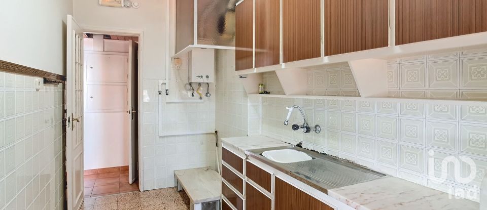 Apartamento T3 em Mina de Água de 87 m²