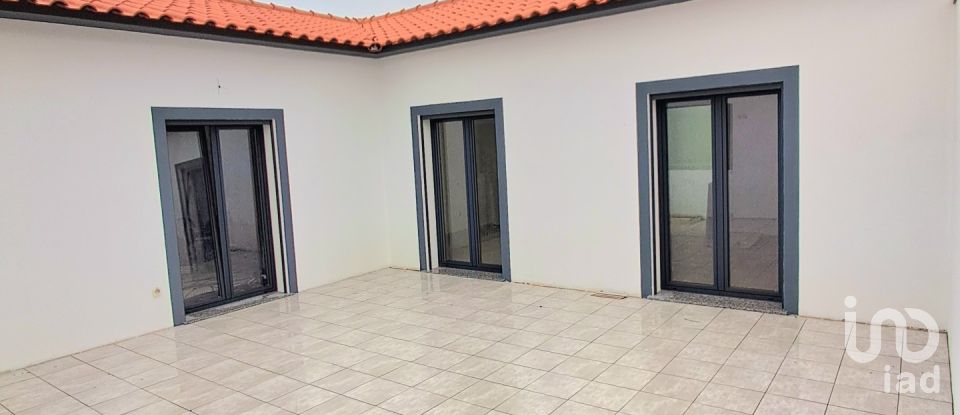 Casa T3 em Monte Redondo e Carreira de 200 m²