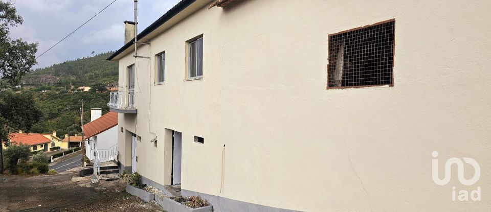 Gîte T4 à Reguengo do Fetal de 5 632 m²