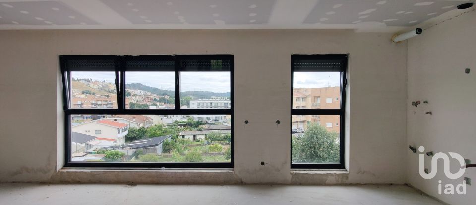 Apartamento T2 em Alfena de 86 m²