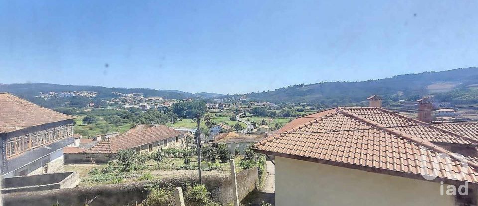 Maison T2 à Sobreira de 120 m²