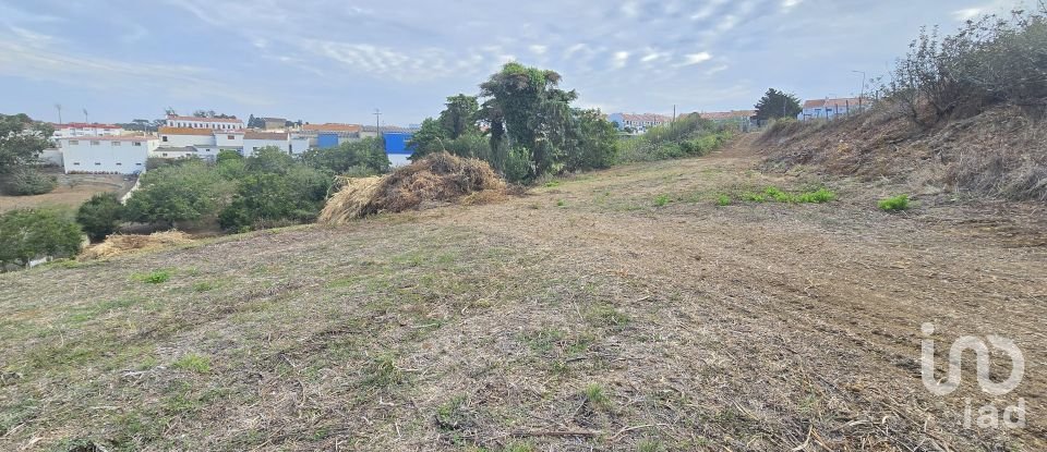 Terrain à Mafra de 10 937 m²