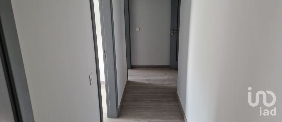 Apartamento T3 em Parada de Cunhos de 123 m²