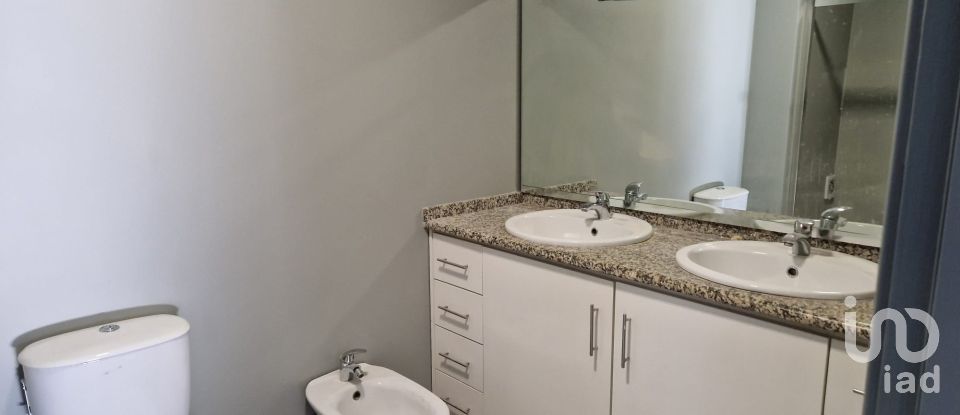 Apartamento T3 em Parada de Cunhos de 123 m²