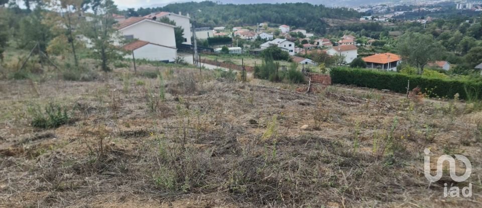 Terreno em Mouçós e Lamares de 934 m²