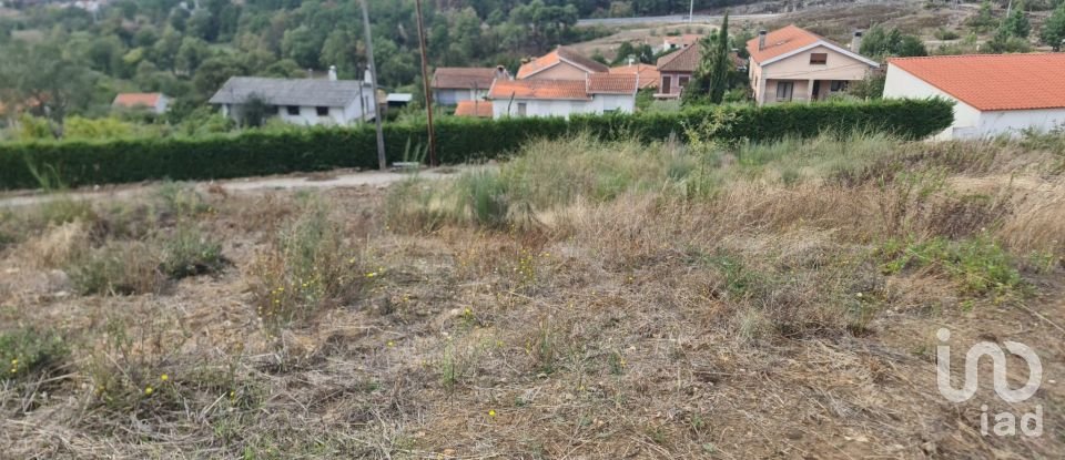 Land in Mouçós e Lamares of 934 m²