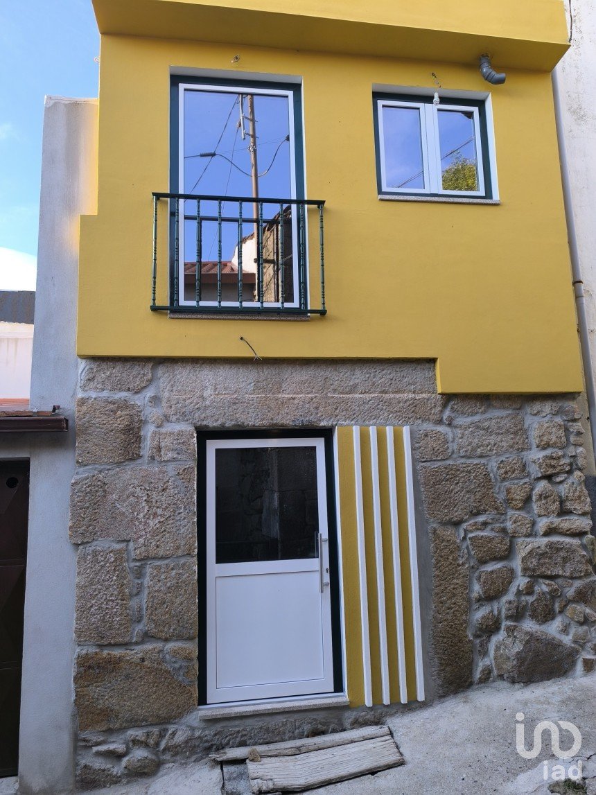 Village house T2 in Sanfins do Douro of 70 m²