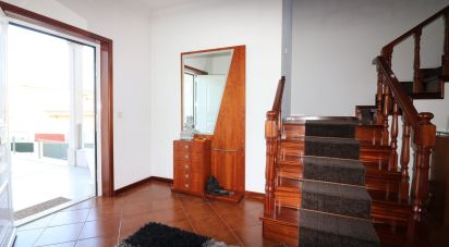 Gîte T3 à Figueiró (Santiago e Santa Cristina) de 390 m²