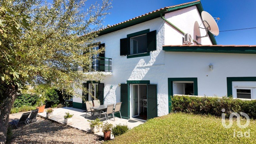 Lodge T3 in São Pedro de Alva e São Paio de Mondego of 213 m²