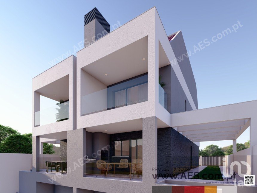 Maison T4 à Corroios de 114 m²