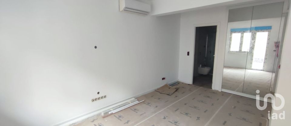 Apartamento T4 em Avenidas Novas de 137 m²