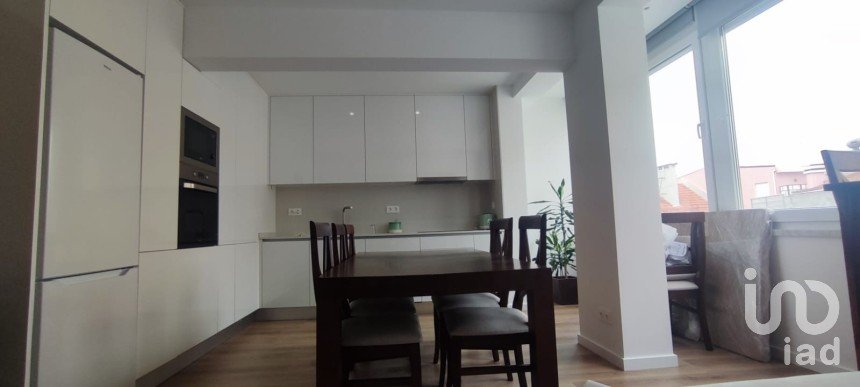 Apartamento T2 em Avenidas Novas de 83 m²