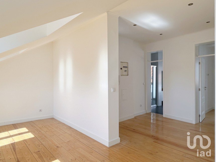 Appartement T2 à Arroios de 70 m²