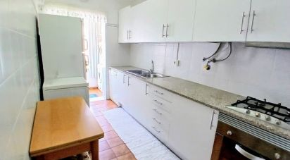 Apartamento T3 em Faro (Sé e São Pedro) de 100 m²