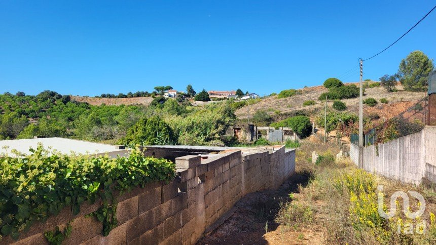 Terreno em Alenquer (Santo Estêvão e Triana) de 875 m²