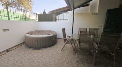 Casa tradicional T3 em Quelfes de 149 m²