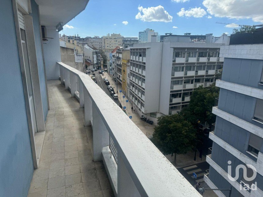 Appartement T3 à Avenidas Novas de 113 m²