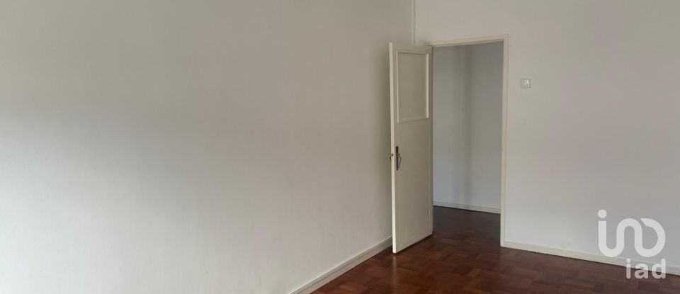 Apartment T3 in Avenidas Novas of 113 m²