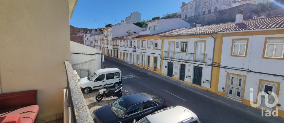 Town house T3 in Sé e São Lourenço of 148 m²