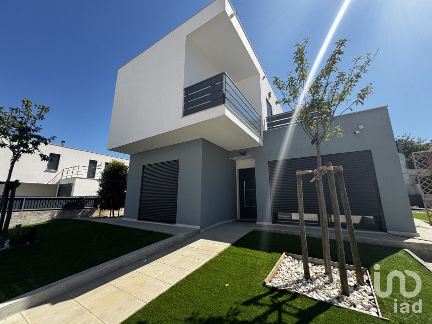 Casa / Villa T4 em Sesimbra (Castelo) de 199 m²