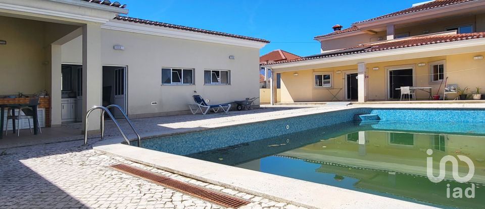 Casa T4 em Febres de 506 m²