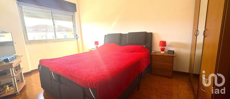 Apartamento T2 em Algueirão-Mem Martins de 70 m²