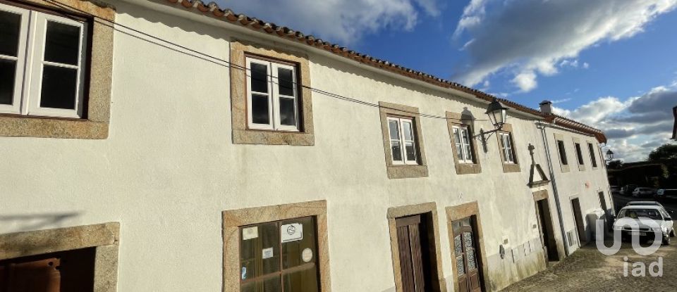 Maison de village T3 à Pedrógão Grande de 250 m²