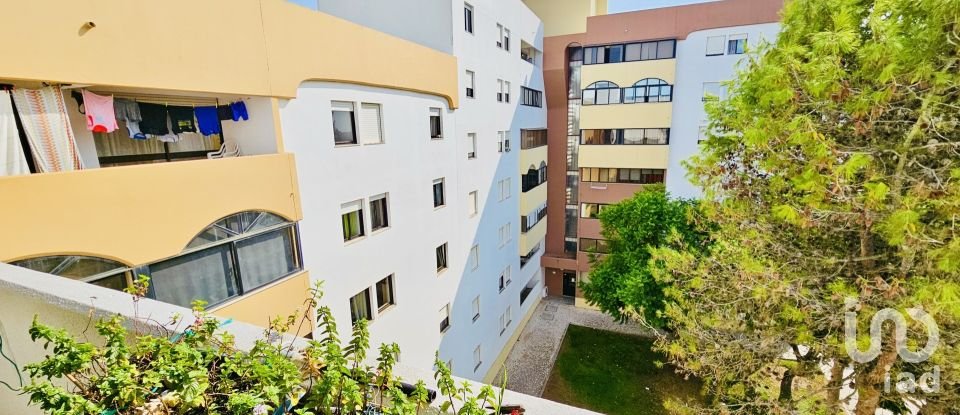 Appartement T3 à São Domingos de Rana de 85 m²