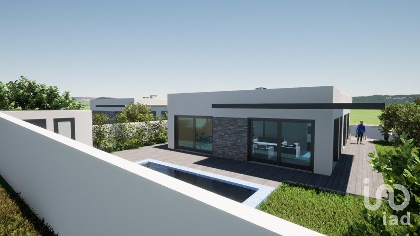 Maison T3 à Reguengo Grande de 214 m²