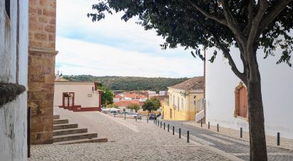 House T6 in Silves of 204 m²