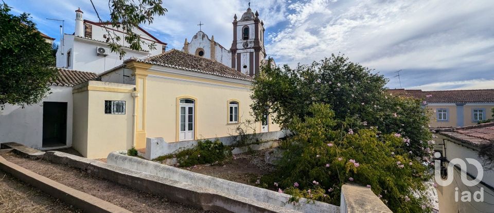 House T6 in Silves of 204 m²