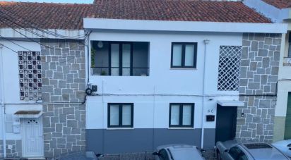 Traditional house T4 in Sé e São Lourenço of 128 m²