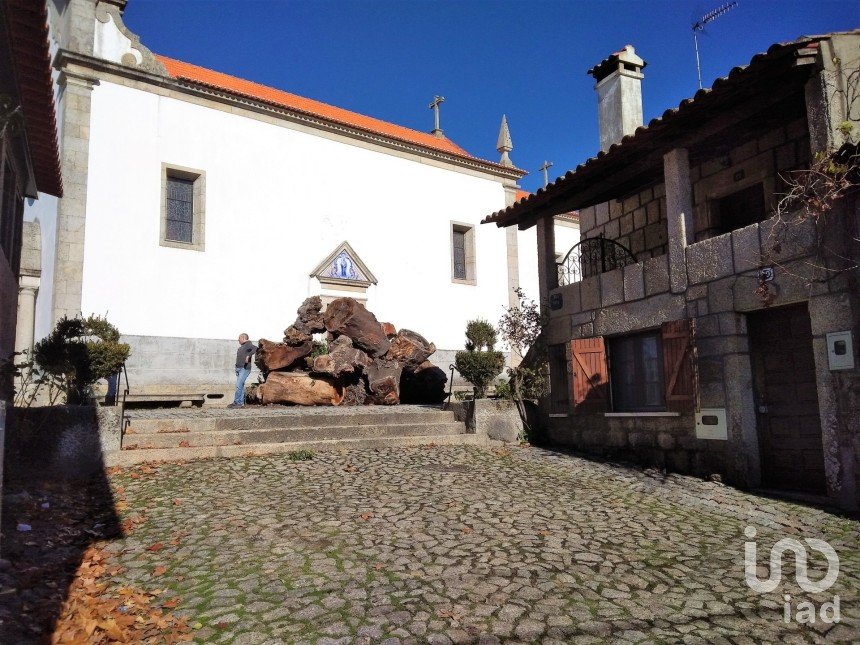 Maison de village T3 à Aldeia Do Bispo, Águas E Aldeia De João Pires de 90 m²