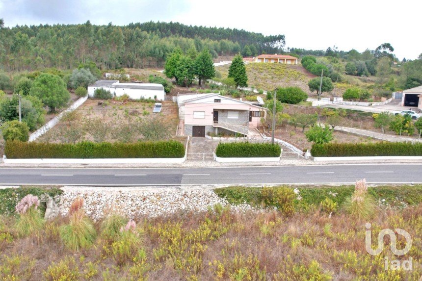 Casa tradicional T3 em Vila Verde dos Francos de 200 m²