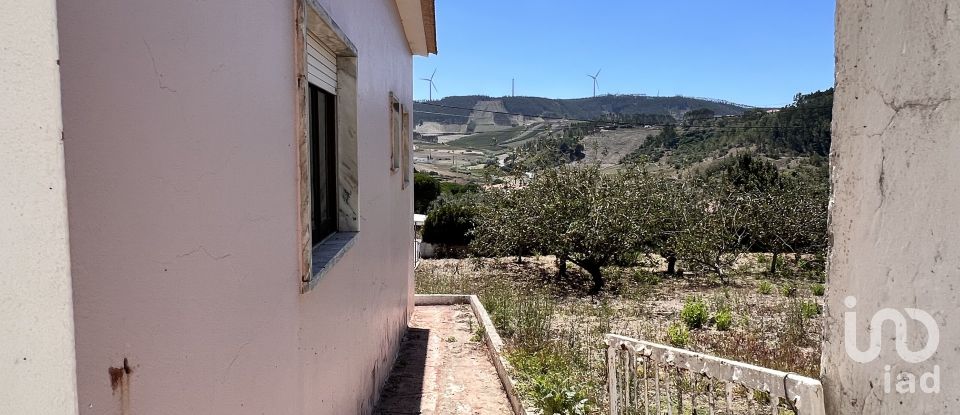 Maison traditionnelle T3 à Vila Verde dos Francos de 200 m²