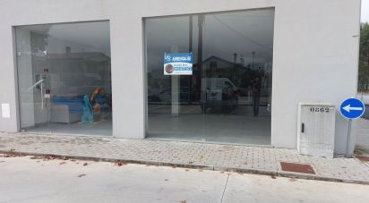 Shop / premises commercial in Calvão of 168 m²