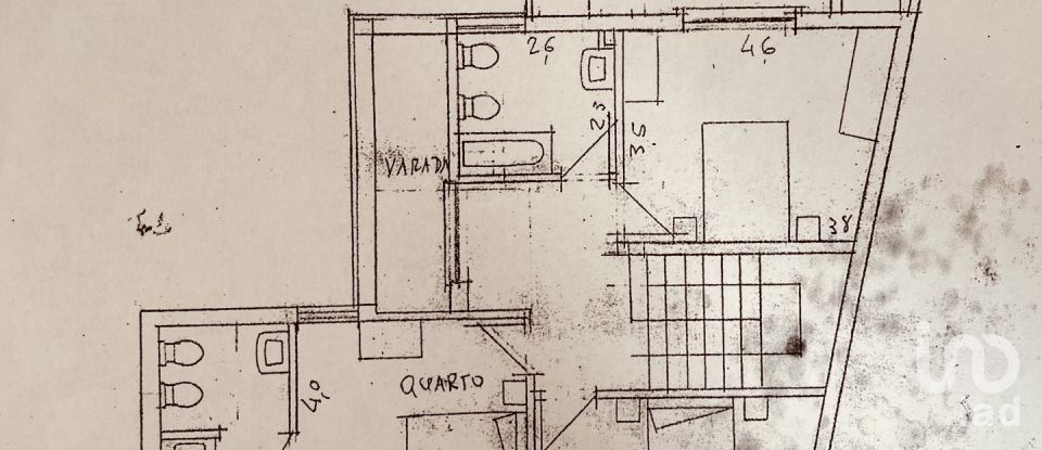 Casa T3 em São joão da madeira de 257 m²