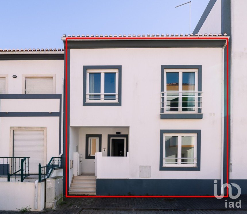 Duplex T3 in Atouguia da Baleia of 154 m²