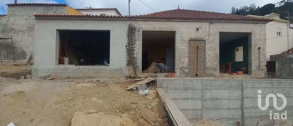 Casa de aldeia T3 em Lamas e Cercal de 180 m²