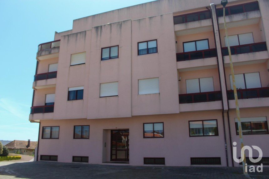 Apartment T3 in São Félix da Marinha of 122 m²