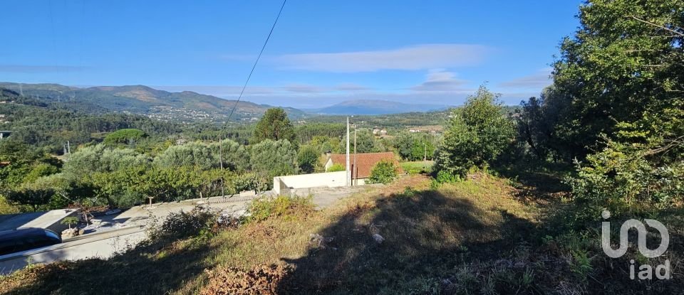 Land in Fornelos e Queijada of 1,730 m²