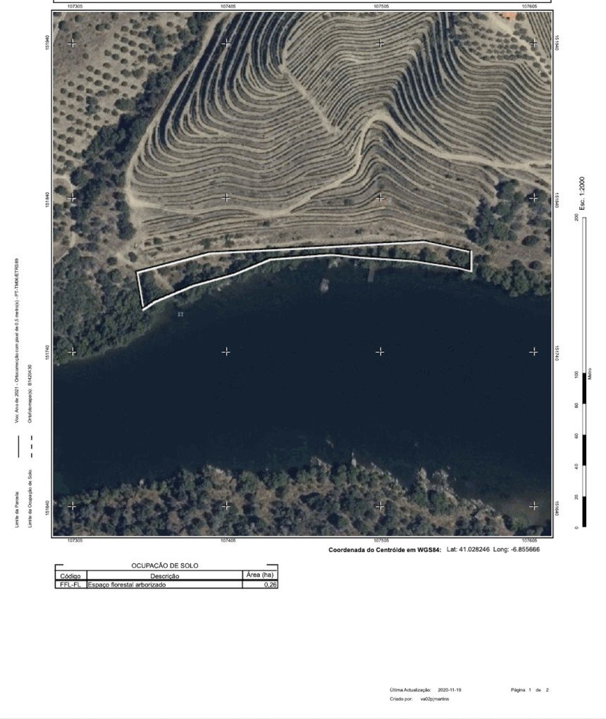 Terrain à Poiares de 818 500 m²