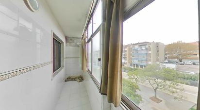 Apartment T3 in Laranjeiro e Feijó of 84 m²