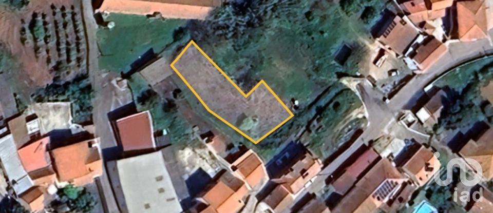 Terreno para construção em Lamas e Cercal de 520 m²