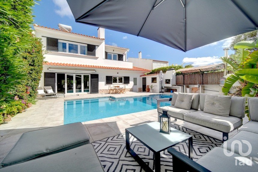 Lodge T5 in Cascais e Estoril of 334 m²