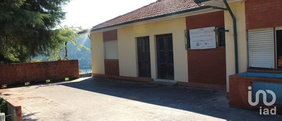 Casa T4 em Foz do Sousa e Covelo de 398 m²